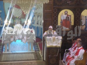 ""بالصور"القمص بيشوي المحرقي راعى كنيسة السيدة العذراء مريم بمدينة الخارجة يلقى كلمة شكر لجميع القيادات التنفيذية فى مصر والوادى الجديد""