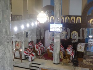 ""بالصور"القمص بيشوي المحرقي راعى كنيسة السيدة العذراء مريم بمدينة الخارجة يلقى كلمة شكر لجميع القيادات التنفيذية فى مصر والوادى الجديد""