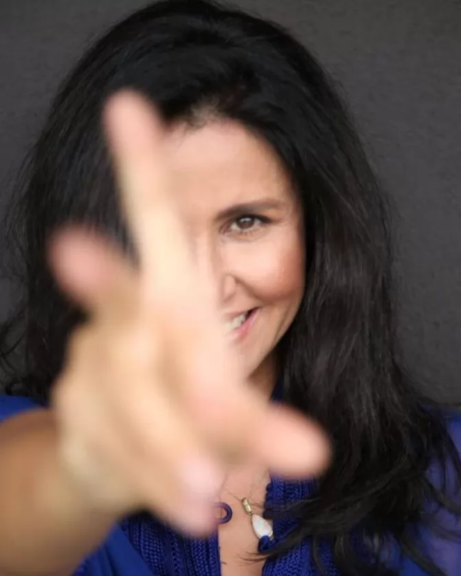 الفنانة المغربية أسماء الخمليشي